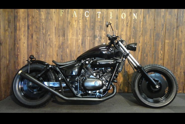 HONDA V-TWIN MAGNA250 フルカスタム　ホンダ V-ツインマグナ ホンダ マグナ250 V-TWIN MAGNA フルカスタム マットブラック ワンオフ