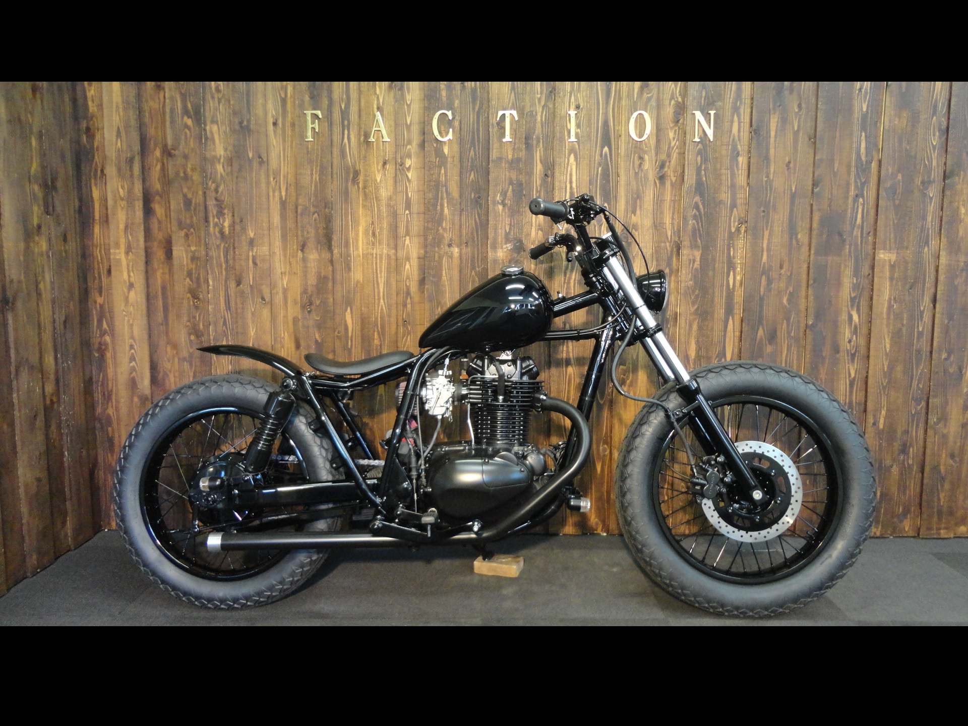 カワサキ 250TR | 250tr 250TRのカスタムチョッパー・ビアード A BEARD 