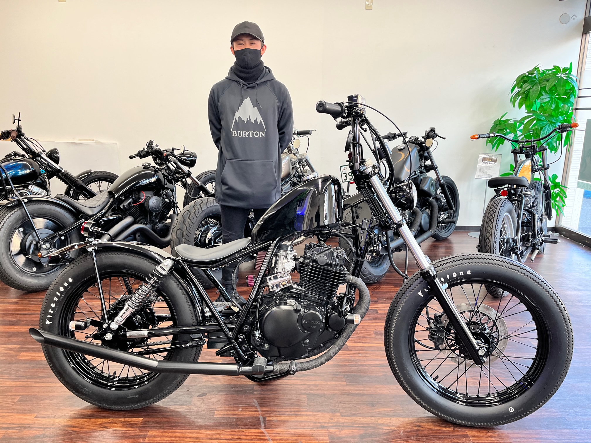 ｸﾞﾗｽﾄﾗｯｶｰ250納車☆in横浜店☆